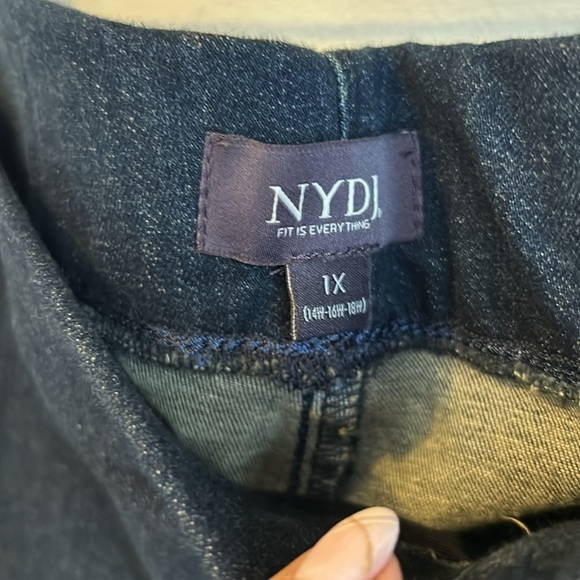 NYDJ Pull On Slim Bootcut Jeans - Picture 9 of 12